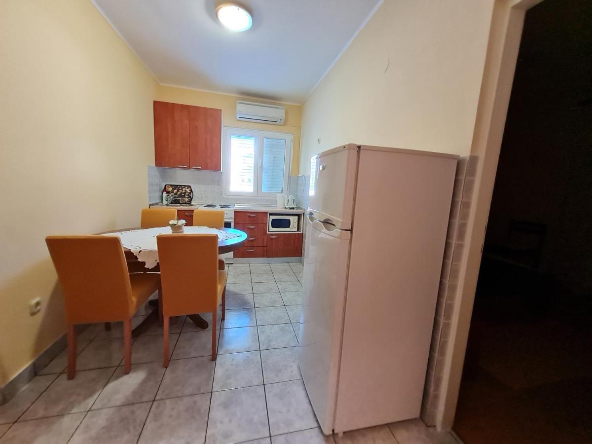 Apartments Nada Mundanije المظهر الخارجي الصورة